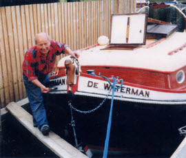 B0b fitting out De Waterman